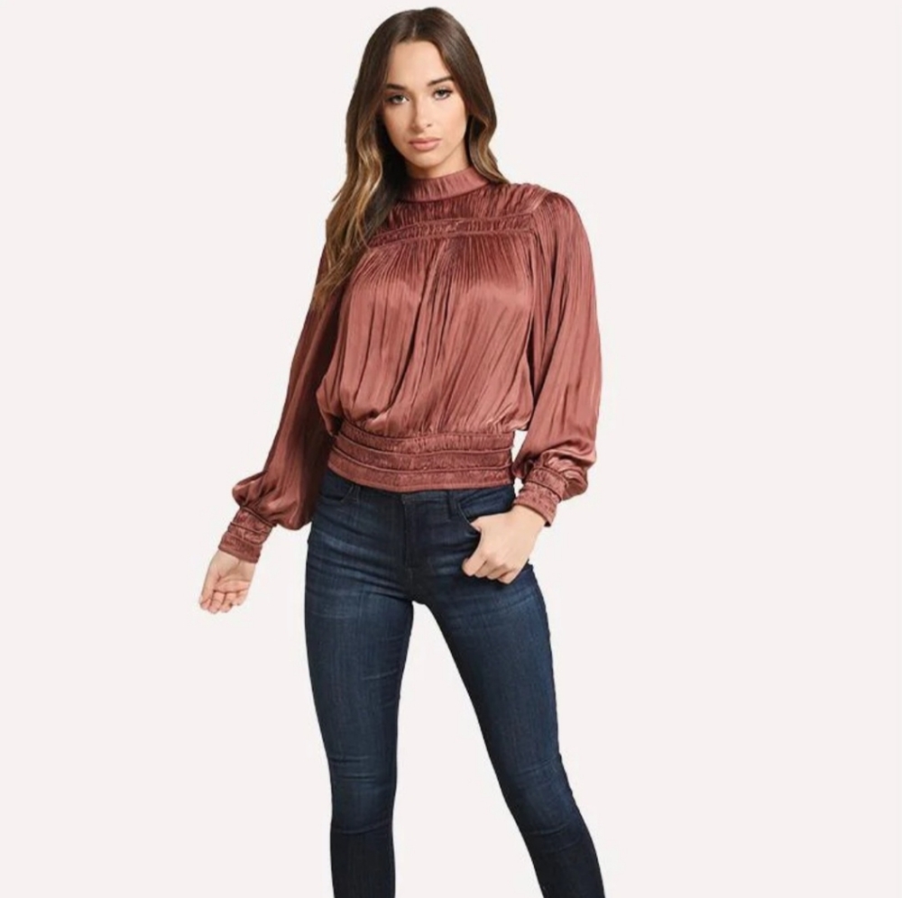 FRAME Full Pleated Rose Gold Top. Small